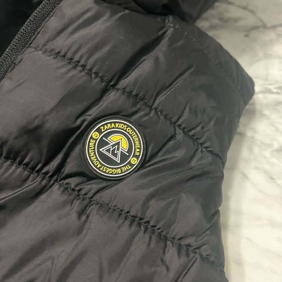 Zara boys puffer vest - Picture 3 of 3